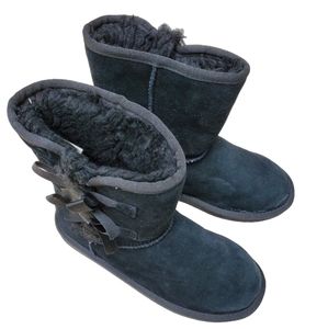 KOOLABURRA by UGG Victoria short kids BOOTS